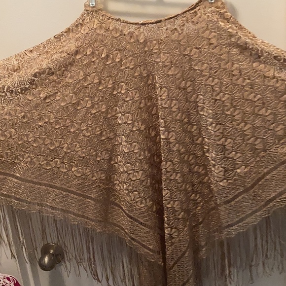 Cover-up - Picture 3 of 3